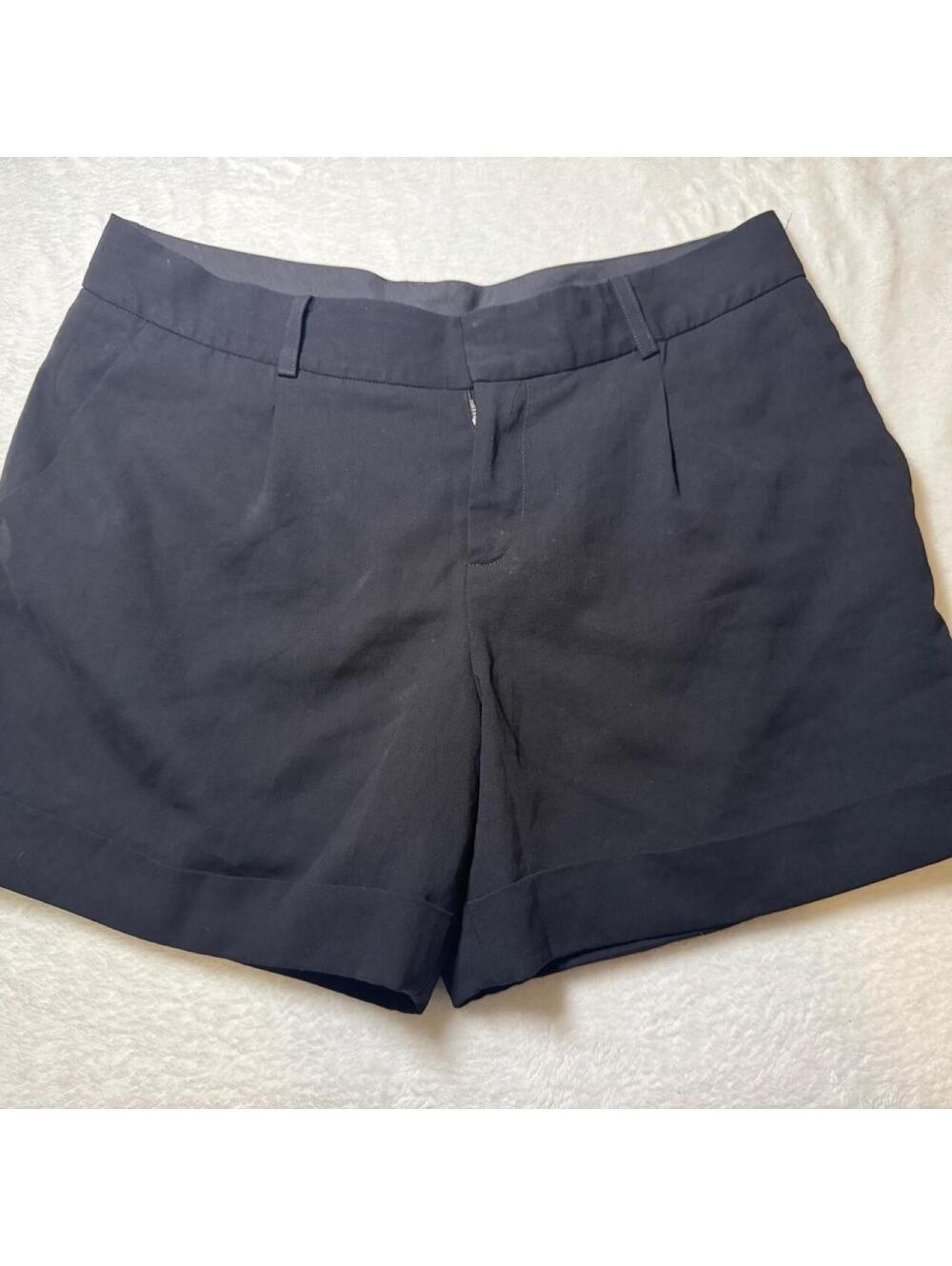 Haute Hippie Minimalist Sleek Black Cuffed trouser Shorts size  6